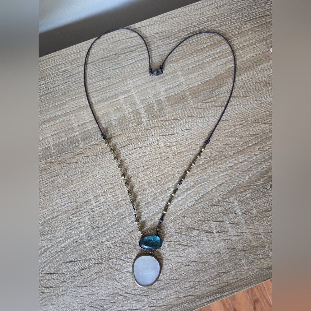 Silpada Elegant Blue‎ and Silver Pendant Necklace Sterling Silver